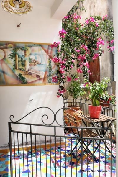 La Casa Di Ivana サン・ニコーラ・アルチェッラ エクステリア 写真