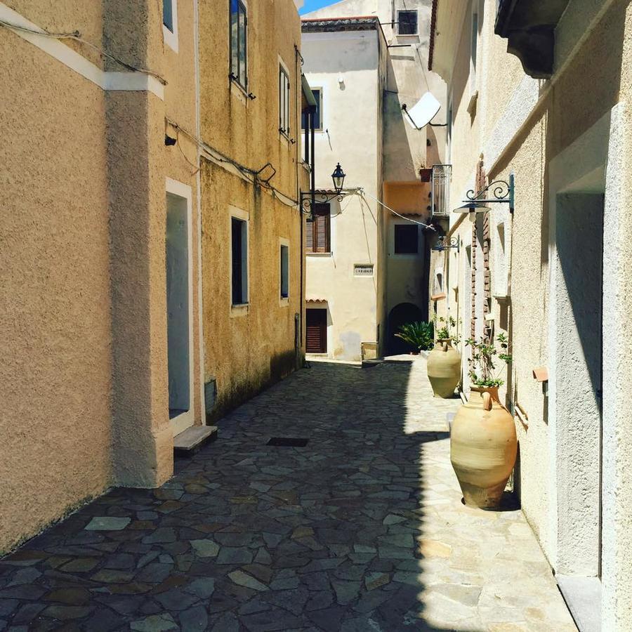 La Casa Di Ivana サン・ニコーラ・アルチェッラ エクステリア 写真